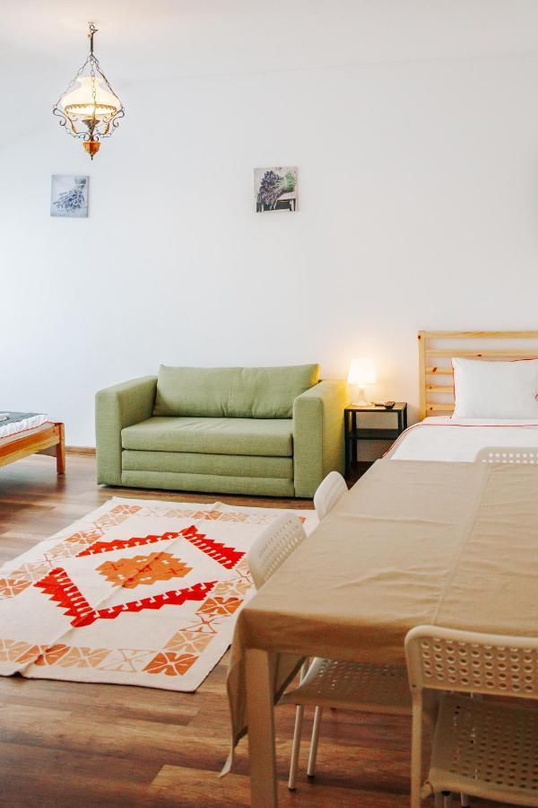 Kali Host Home Away From Home Târgu-Mureş Exteriör bild
