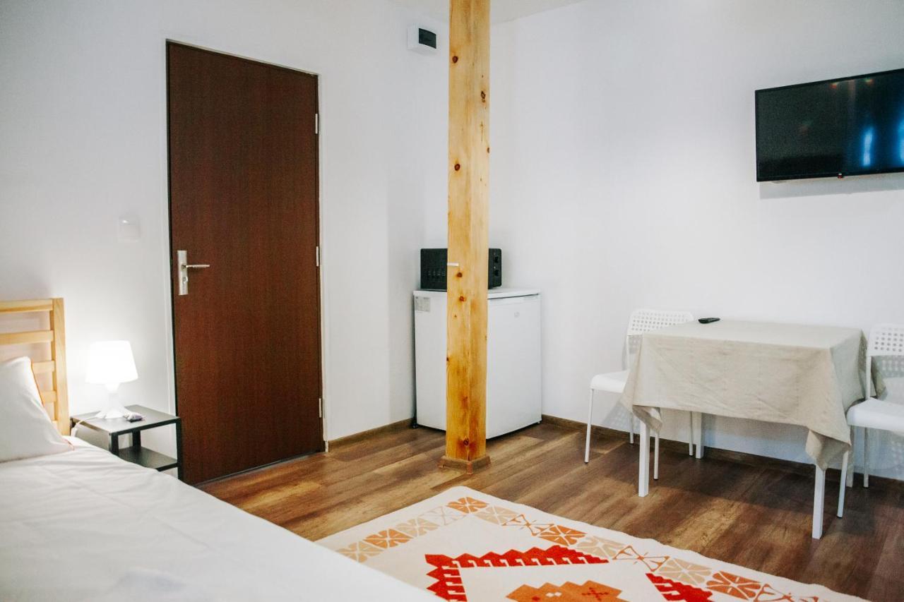 Kali Host Home Away From Home Târgu-Mureş Exteriör bild